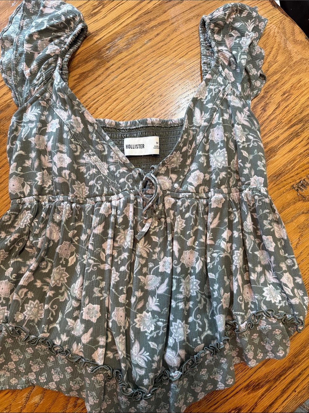 Hollister Sage Green Floral Tie-Front Ruffle Camisole